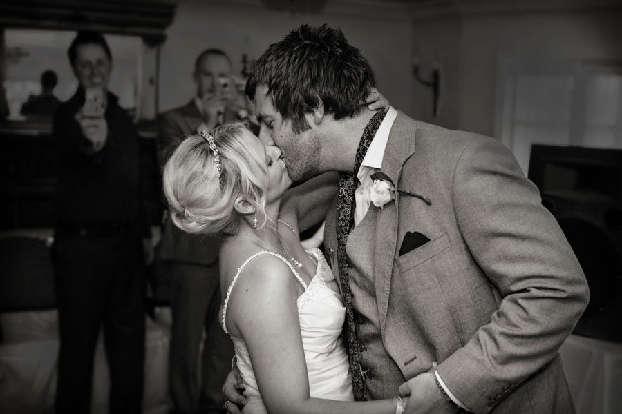 Enfield wedding kiss photo