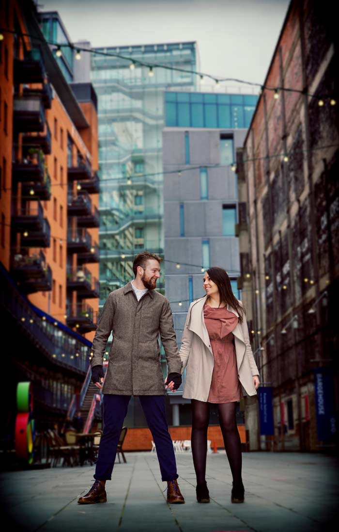 Ultimate London engagement shoot graphic
