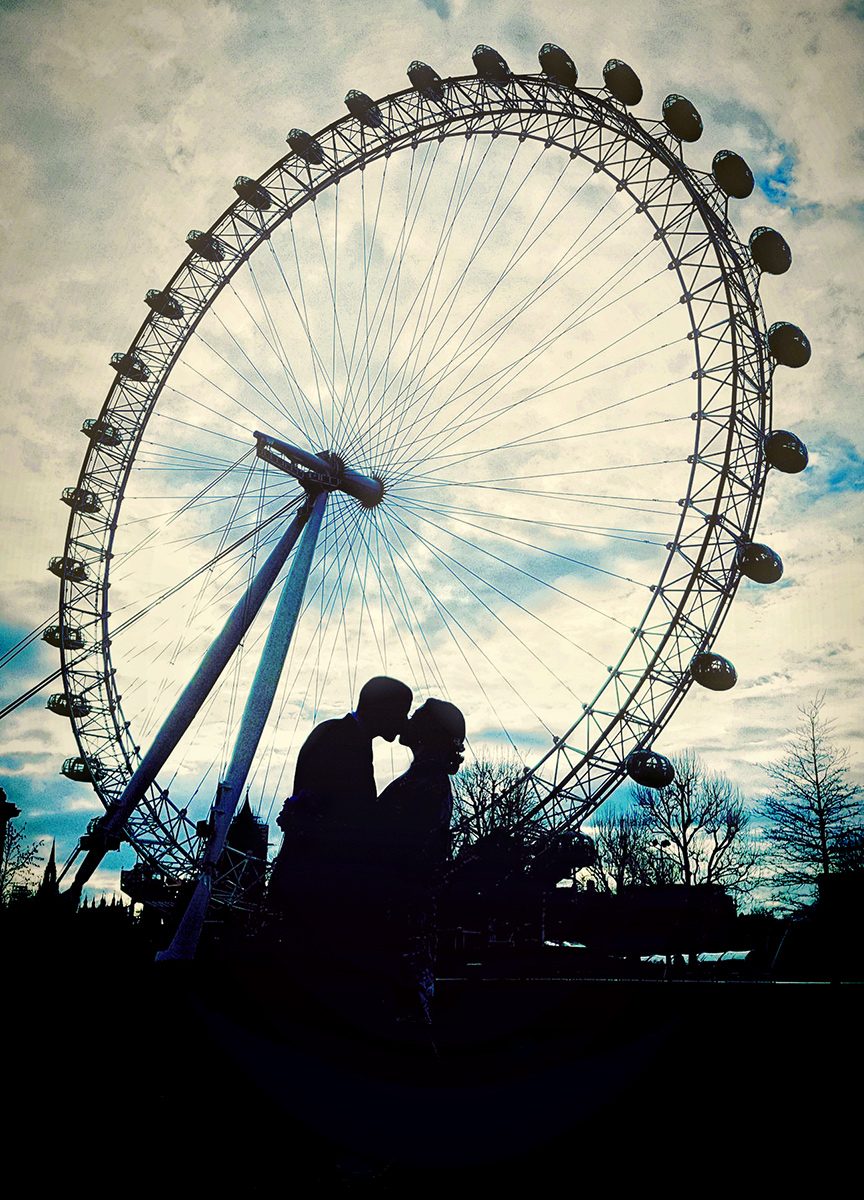 London eye engagement photo silhouette